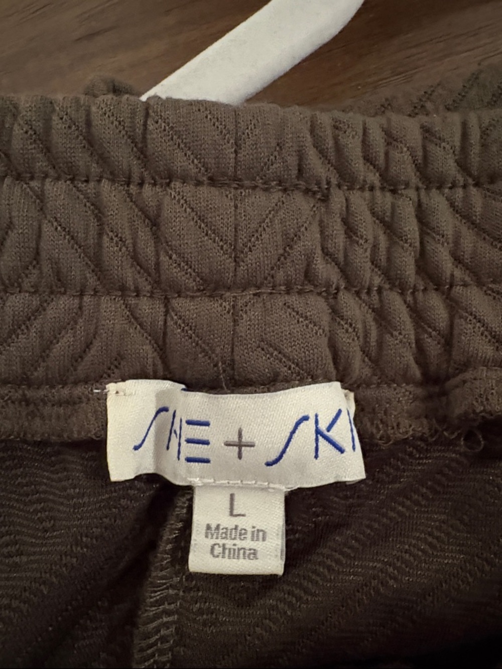 She + Sky Quilted Olive Green Short Sleeve Top and Shorts Set - Picture 5 of 5